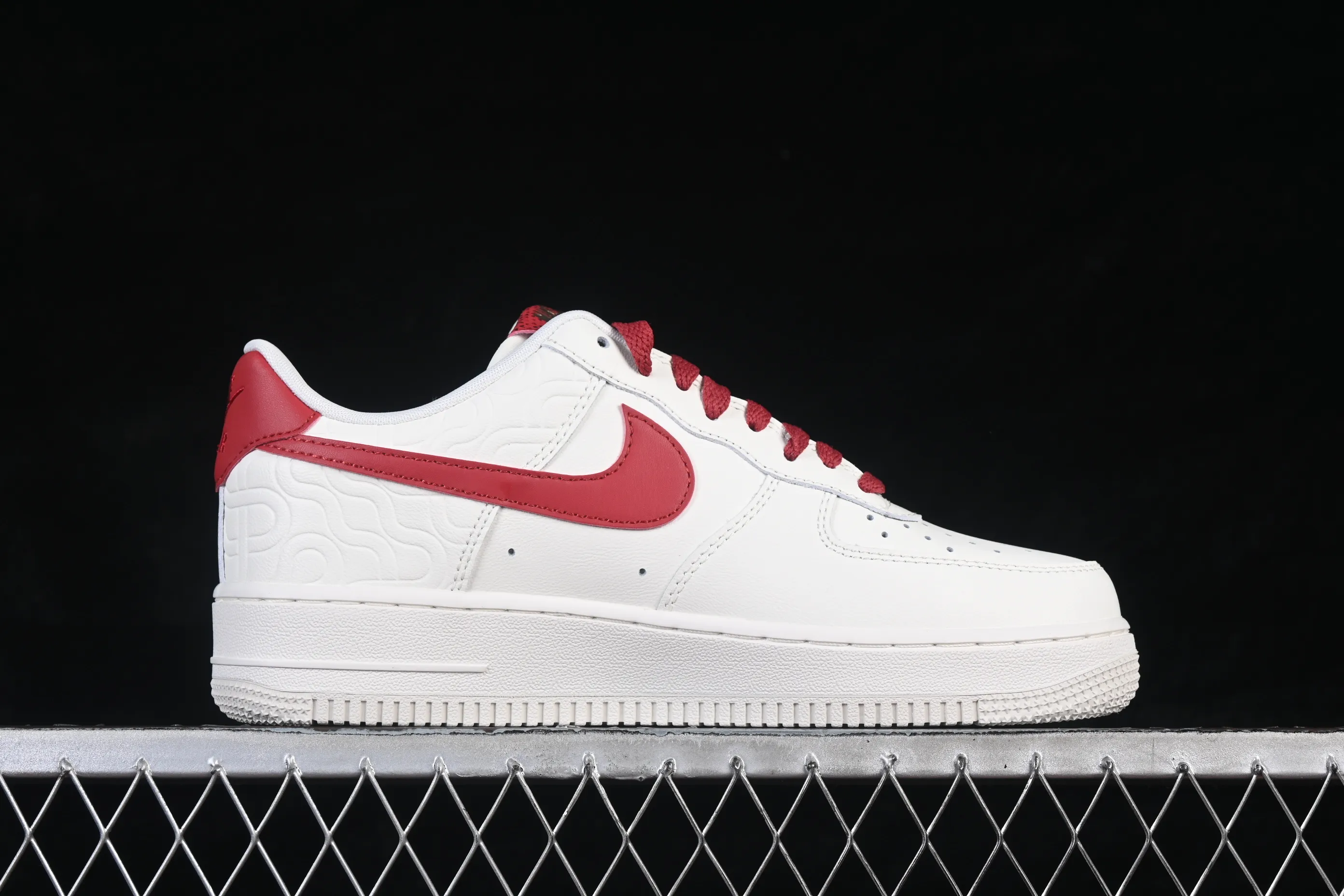 All categories Nk Air Force 1 Air Force series Nk Air Force 1 Low Air Force low-top Nike Air Force 1'07 Low Good luck in the Year of the Horse Air Force 1 low-top casual sneakers HV5979-130
